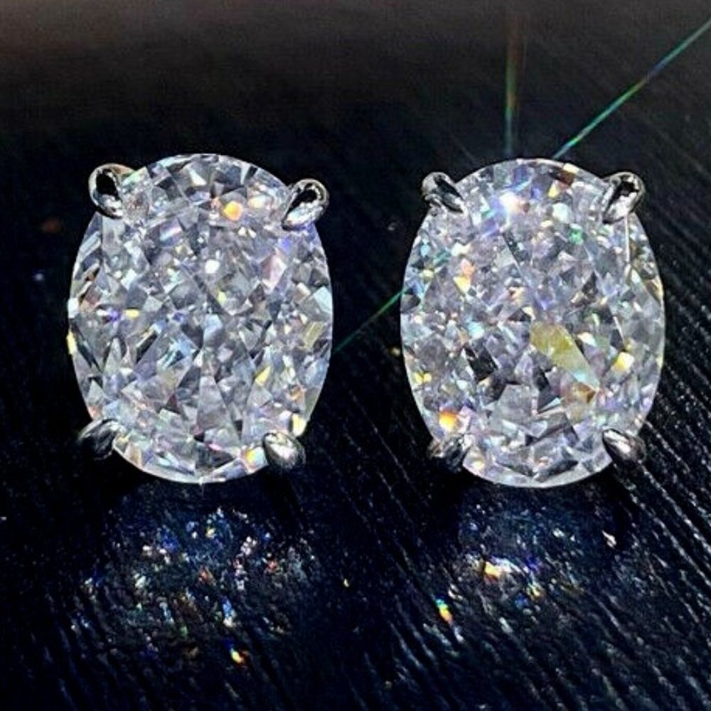 White Cubic Zircon 925 Silver Stud Earrings